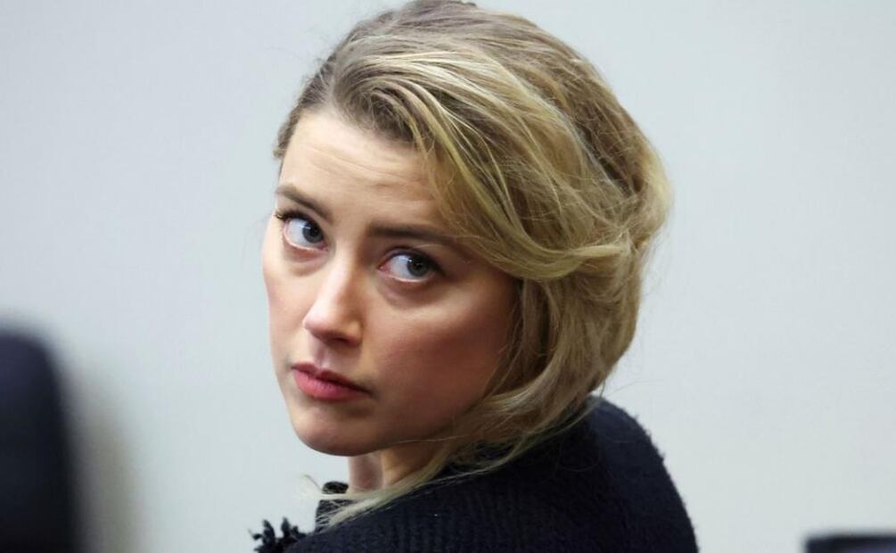 Amber Heard asegura que el veredicto a favor de Johnny Depp es "un retroceso para las mujeres"