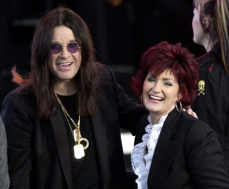 Sharon Osbourne renuncia a la cirugía estética por un mal procedimiento, "Parecía un cíclope"