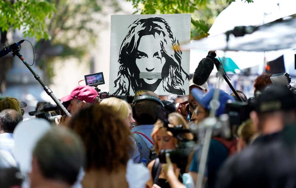 Britney Spears quiere demandar a su familia y tener un bebé con su novio