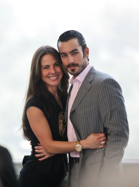Los hombres que conquistaron a Kate del Castillo