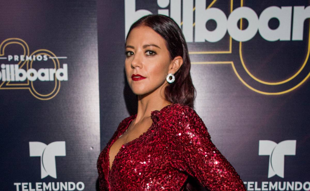 Fernanda Castillo en vacaciones familiares y bikini a 3 meses de dar a luz