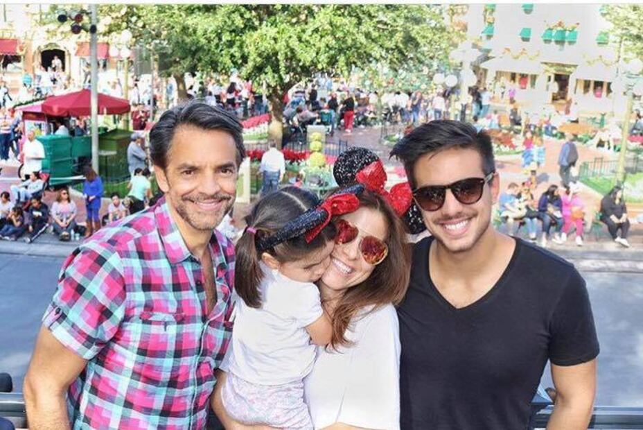 Las vacaciones de Eugenio Derbez y su familia en Disney
