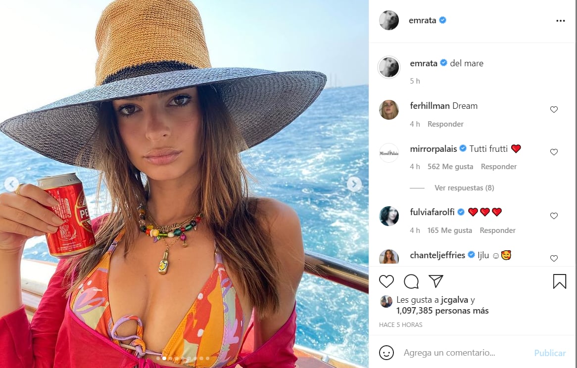 Cómo lucir el micro bikini según Emily Ratajkowski
