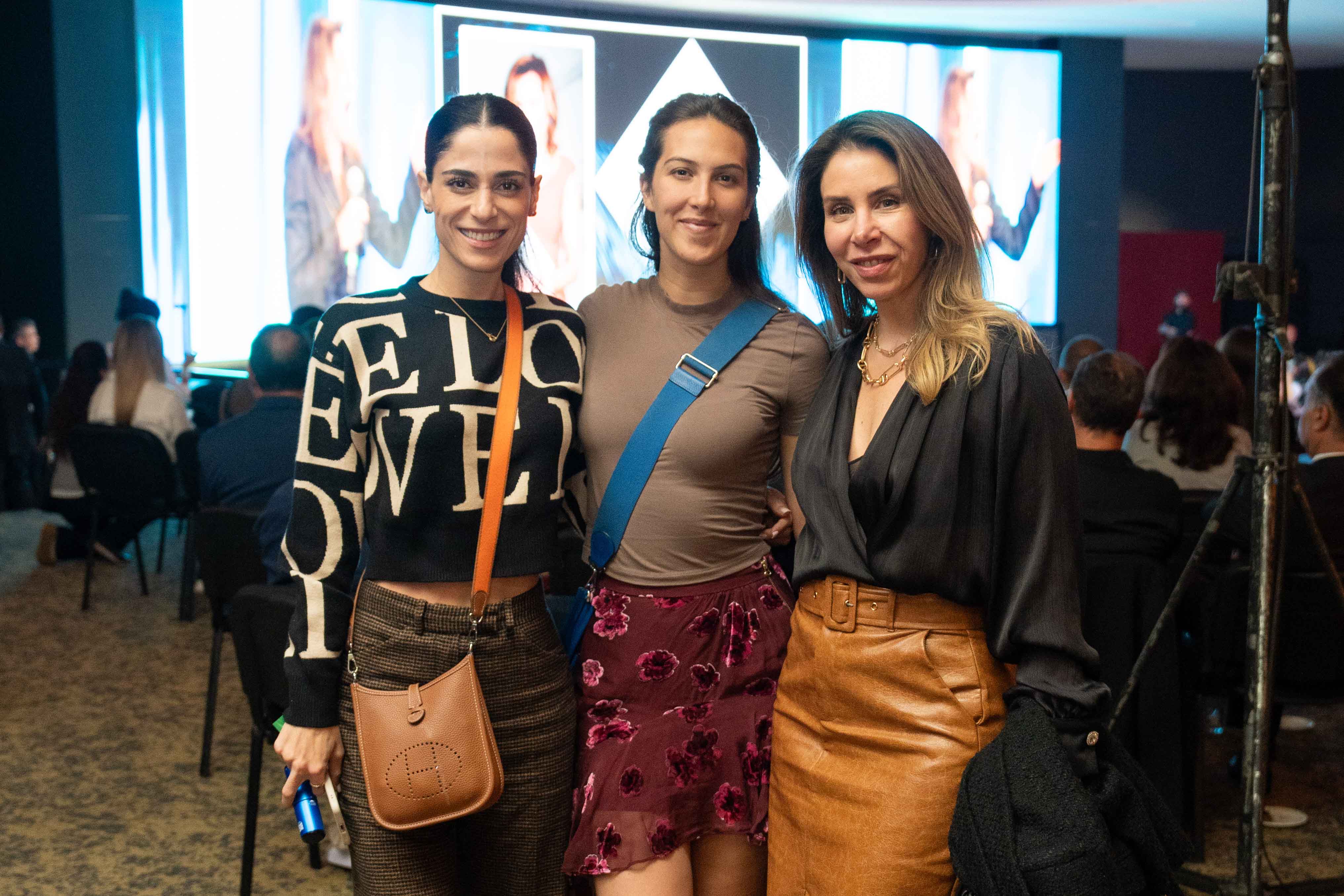 Daniela Haddad, Sophia Mór y Maru Karam. (Foto: Héptor Arjona)
