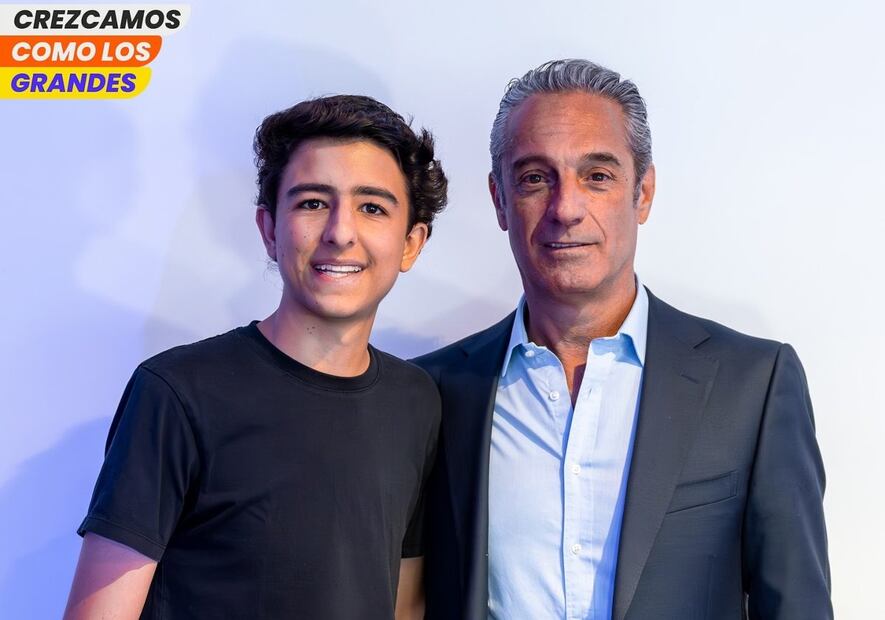 Tomás Karam junto a Carlos Slim Domit para el podcast 'Crezcamos como los grandes' / Foto: Instagram