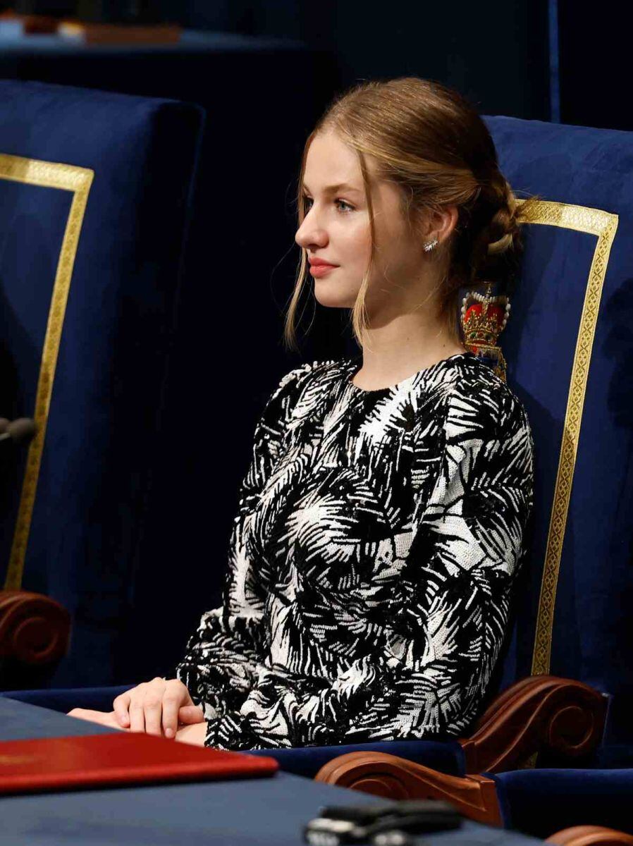 Leonor de Borbón, espectacular en un mini vestido de Michael Kors y contundente en su discurso: "Me importa" 