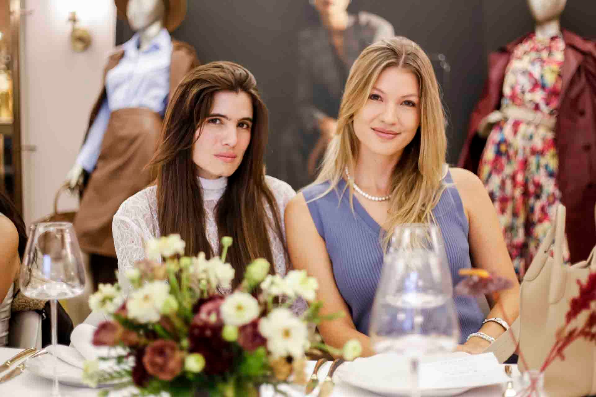 Lorena Barreiro y Mariana Bayón. (Foto: Esteban Torreblanca)