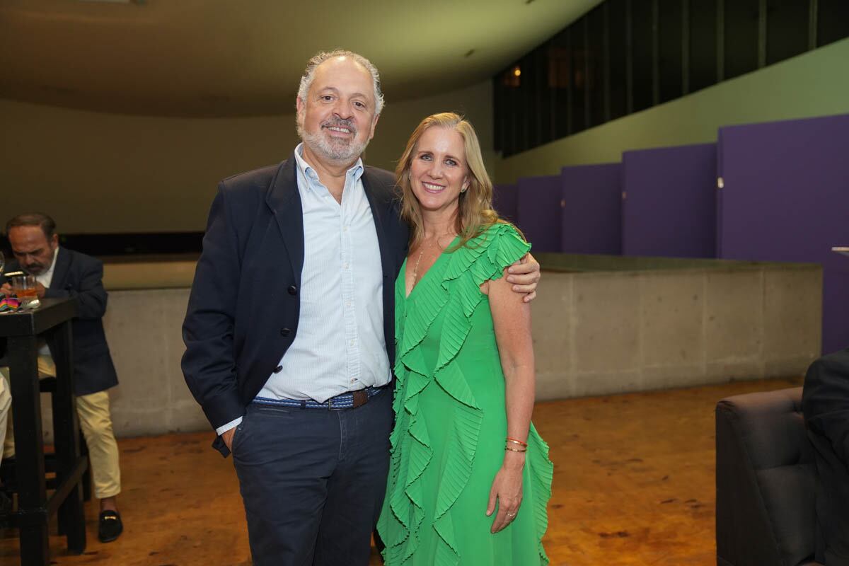 Fernando Ortiz y Ana Ize. (Foto: Héptor Arjona)
