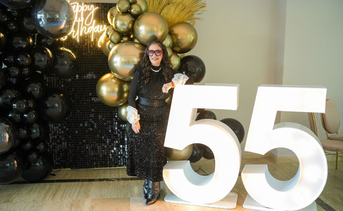 Delia González celebra el cumpleaños 55 de Hilda Téllez