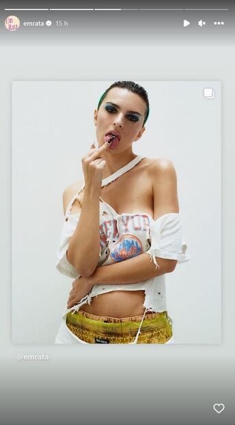 Emily Ratajkowski presume uñas de cucaracha, no aptas para blatofóbicos