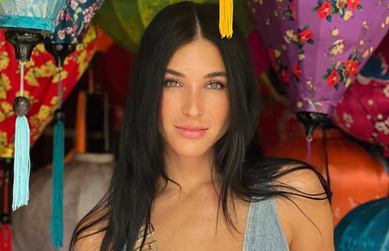 Ella es Karla Laveaga, la guapa novia de Alejandro Fernández
