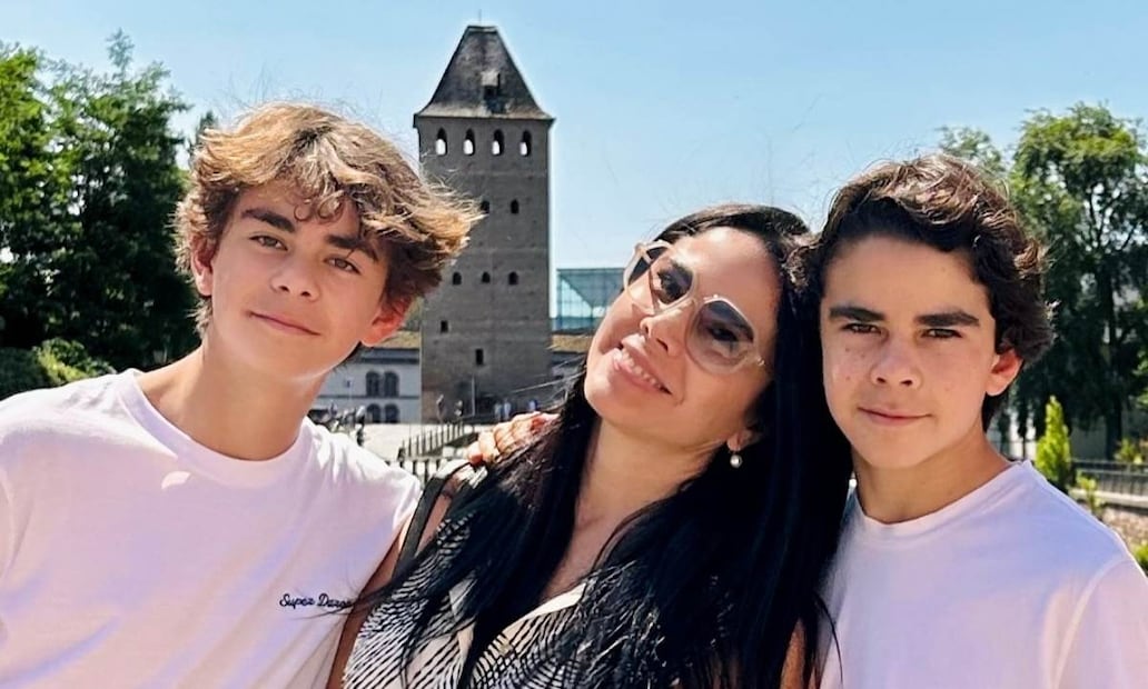 Paola Rojas junto a sus hijos Paulo y Leonardo / Foto: Instagram @paolarojas
