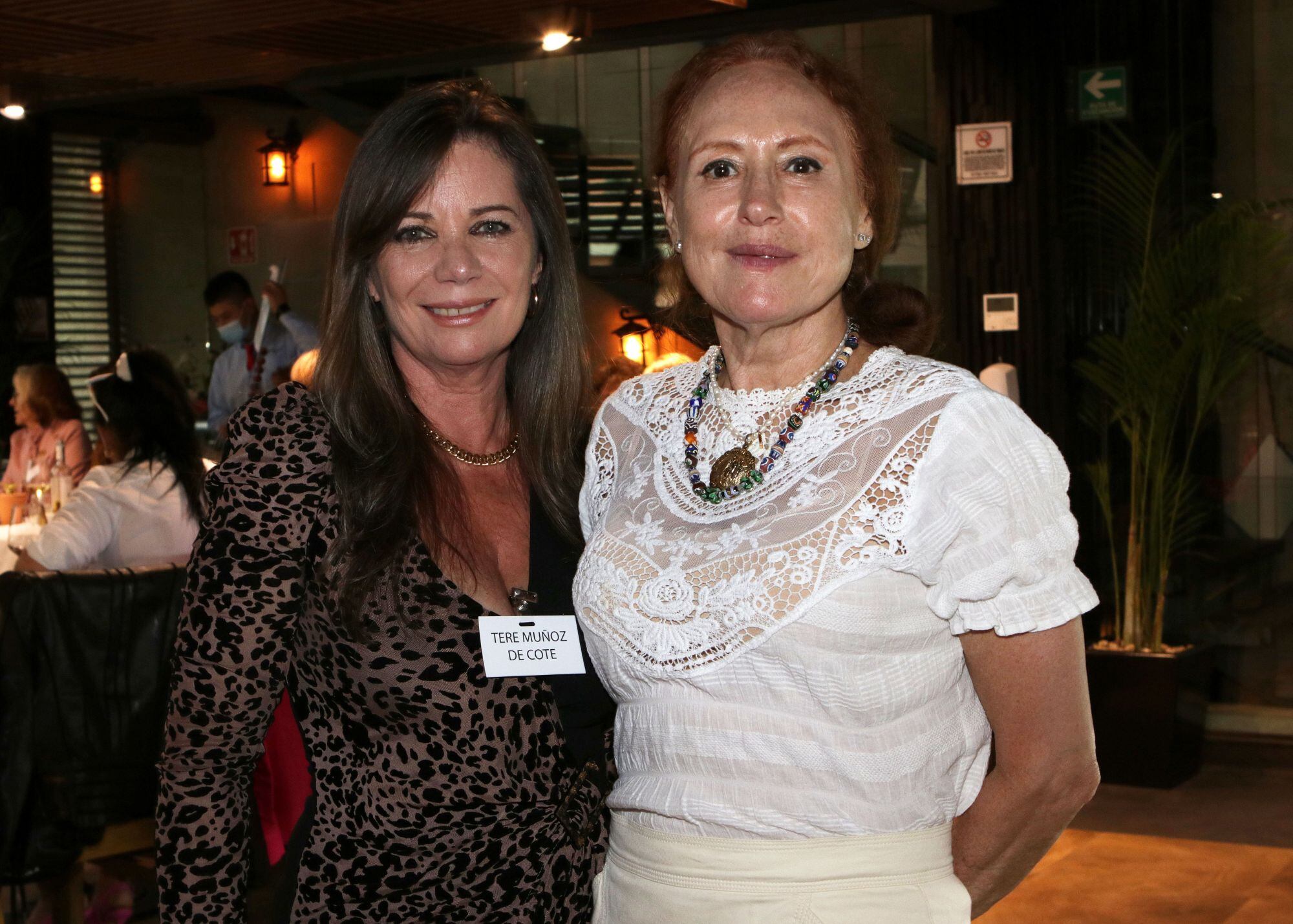 Tere Muñoz de Cote y Mely Velasco de Lichtinger. (Foto: Mónica Martínez/Quadra Producciones para VIP)