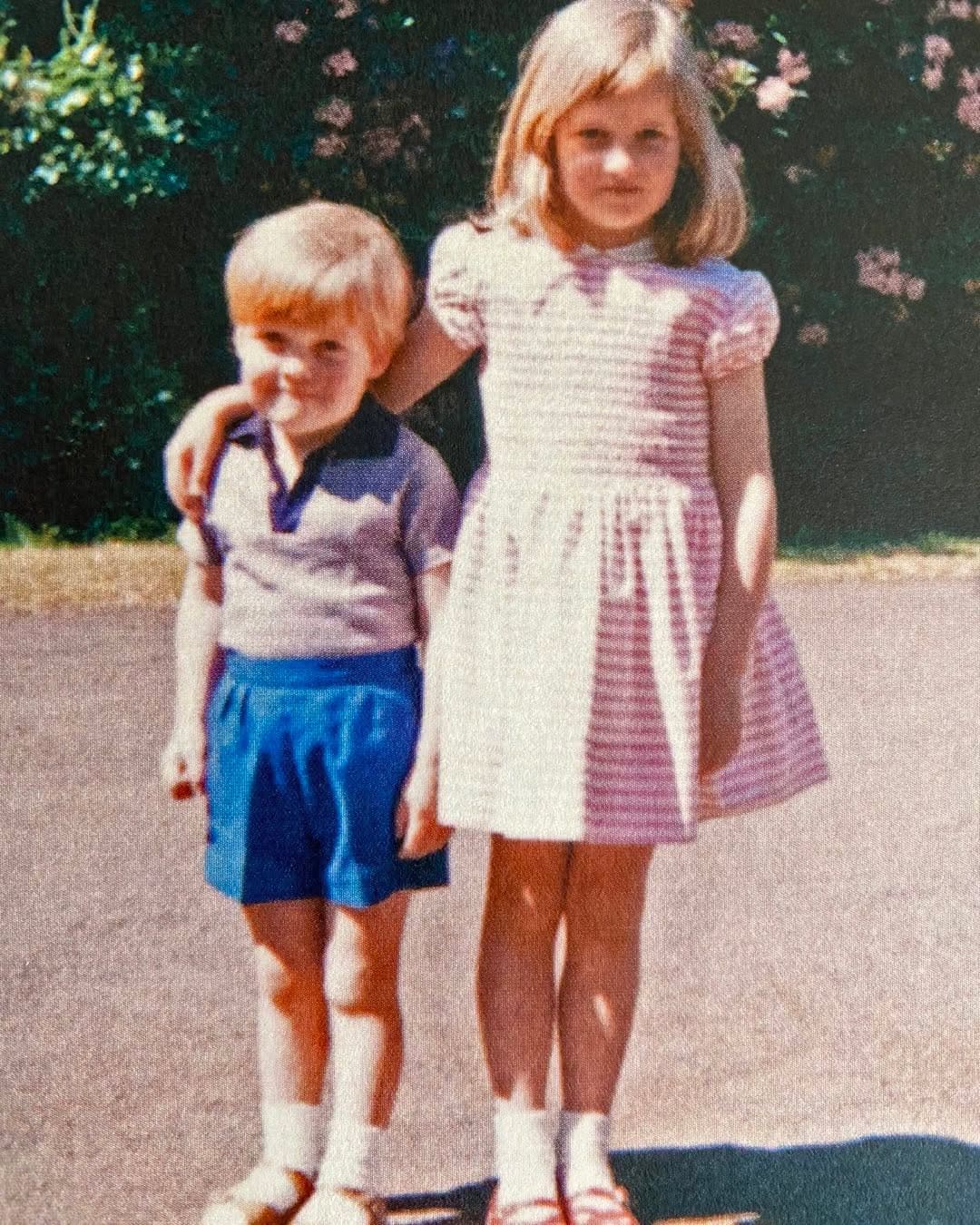 Princesa Diana de Gales y Charles Spencer. (Foto: Instagram)
