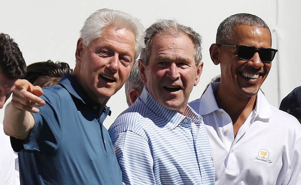 Barack Obama, Bush y Clinton se ofrecen para ponerse la vacuna contra Covid-19