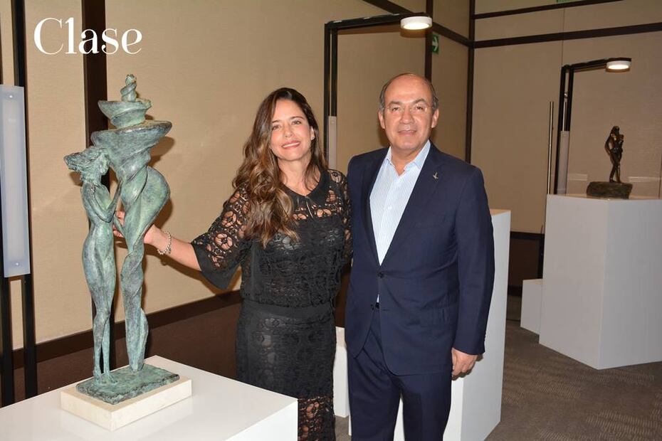  Ana Claudia Talancón y Felipe Calderón Hinojosa en subasta “Reconexión"