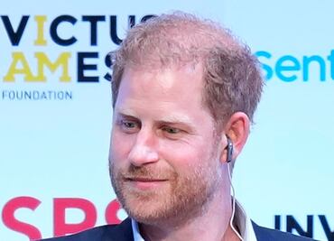 El príncipe Harry termina con rumores, va de compras en Tokio para Meghan Markle