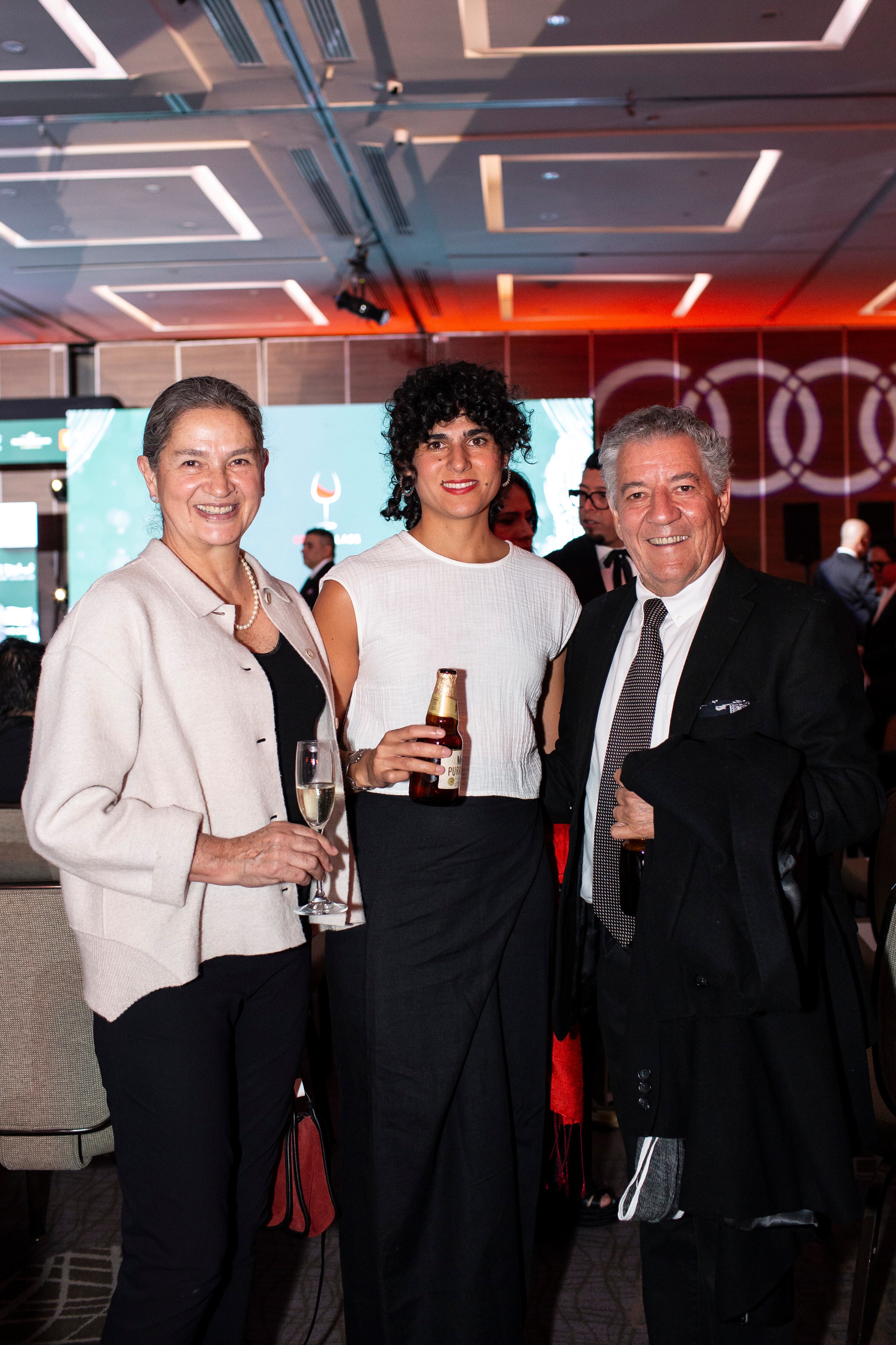 Mónica Patiño, Mónica Miguel e Ignacio Urquiza. (Foto: Esteban Torreblanca)