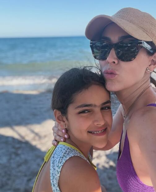 Jacky Bracamontes y su hija Carolina / Foto: Instagram