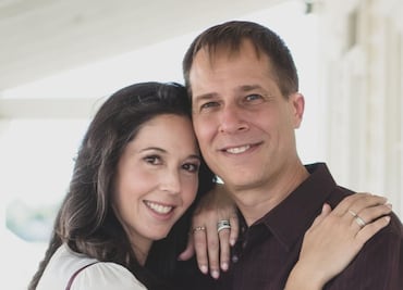 Giovanna Acha y Jordan Lindsey celebran el 14 de febrero más enamorados que nunca