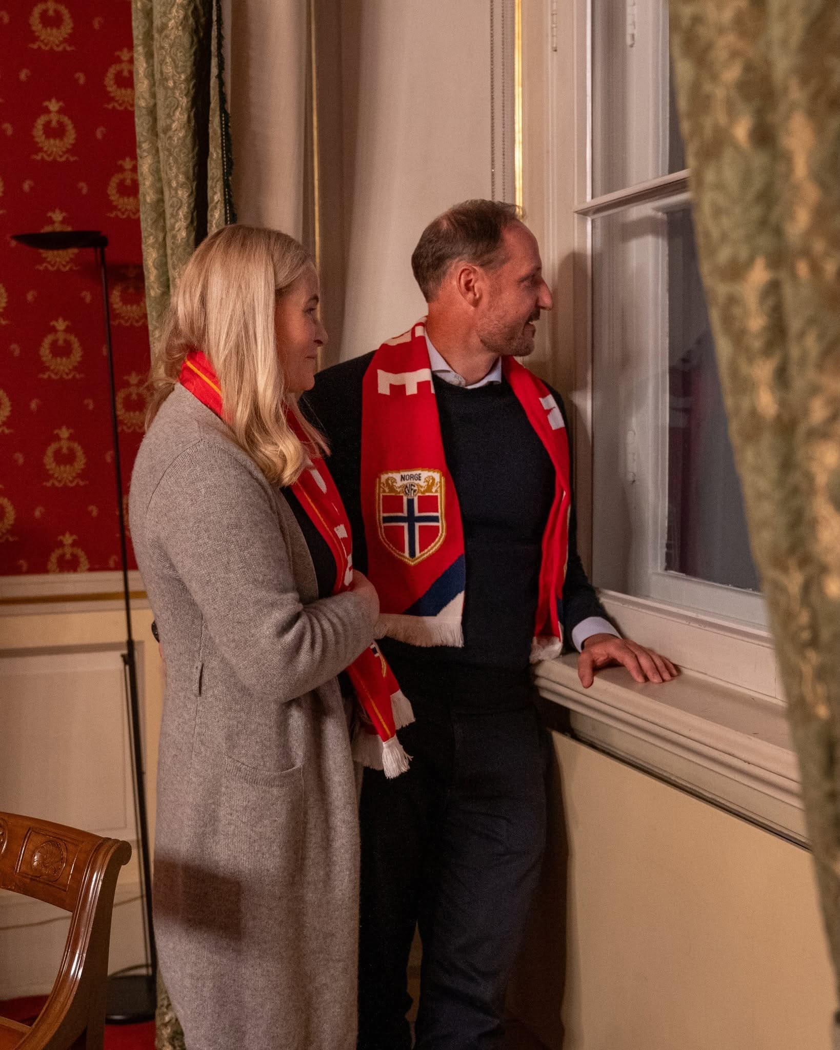 Princesa Mette-Marit y el príncipe Haakon Magnus. (Foto: Instagram)