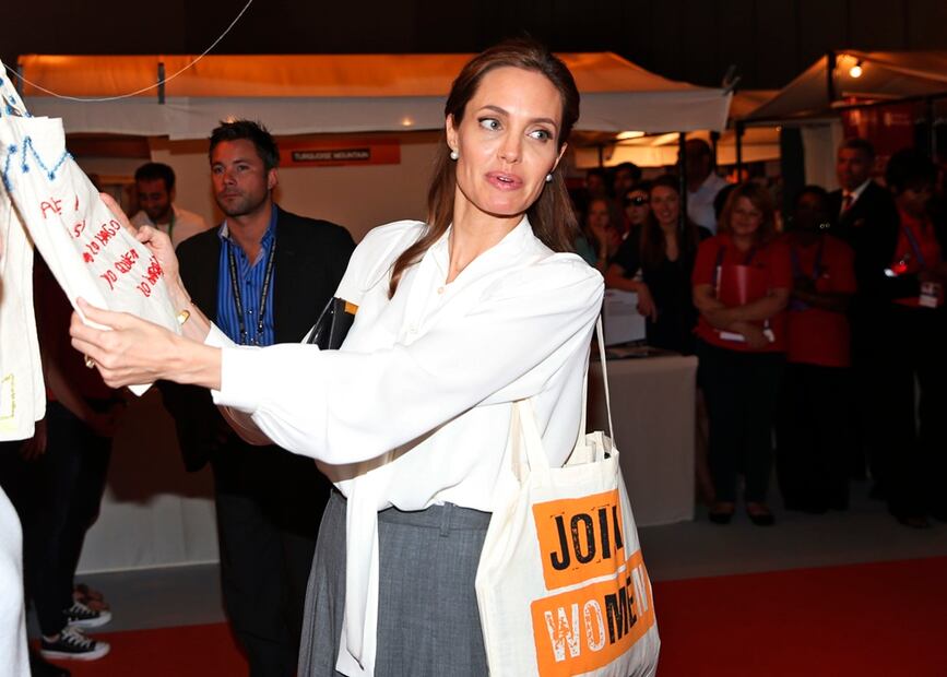 Las 11 cosas más extrañas sobre Angelina Jolie 