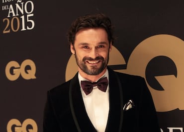 Iván Sánchez reta la censura en Instagram y posa sin ropa al amanecer