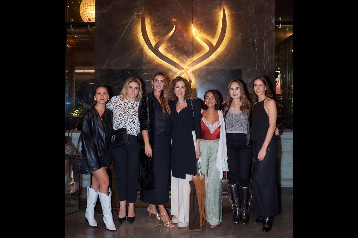 Elizabeth Tortoledo, Verónica Gallardo, Daniela Reyes de Luna, Beatriz Calles, Claudia Pérez, Daniela Arrieta y Natalia Félix. (Foto: Especial)
