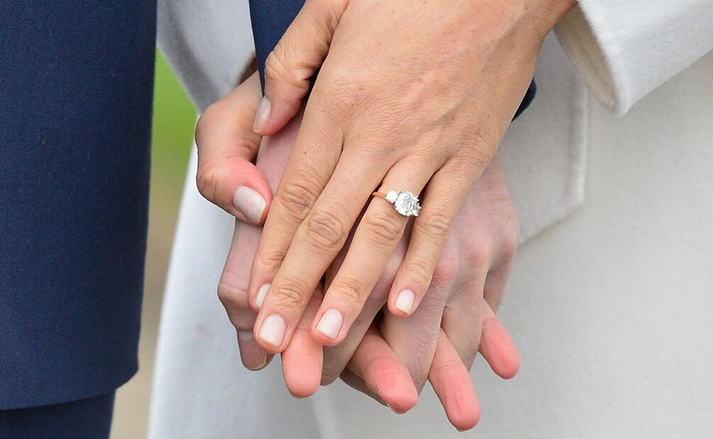 El significado de los anillos de la reina Isabel II, Kate Middleton y Meghan Markle