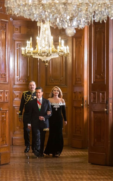 ¿Cómo se vistió Angélica Rivera en la Ceremonia del Grito de Independencia?