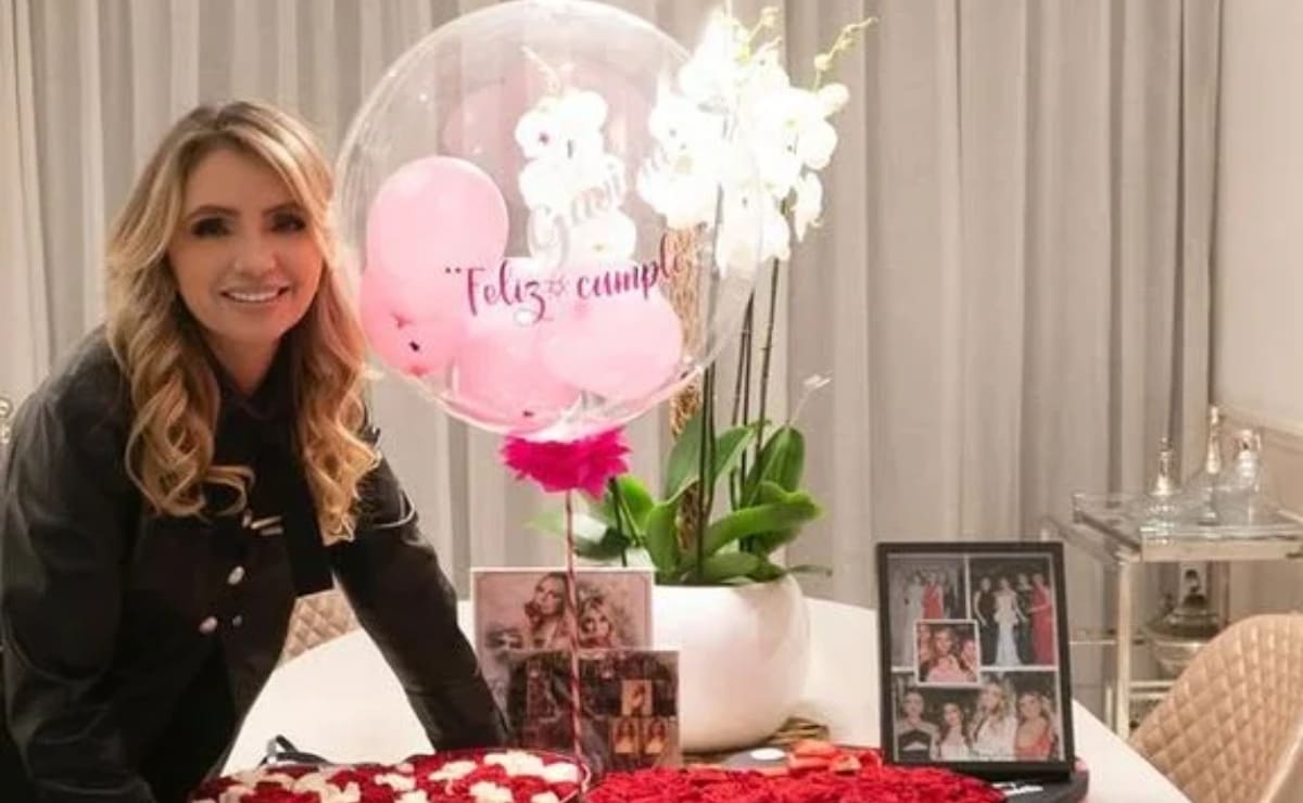 Angélica Rivera celebra su cumpleaños 57 en compañía de sus hijas