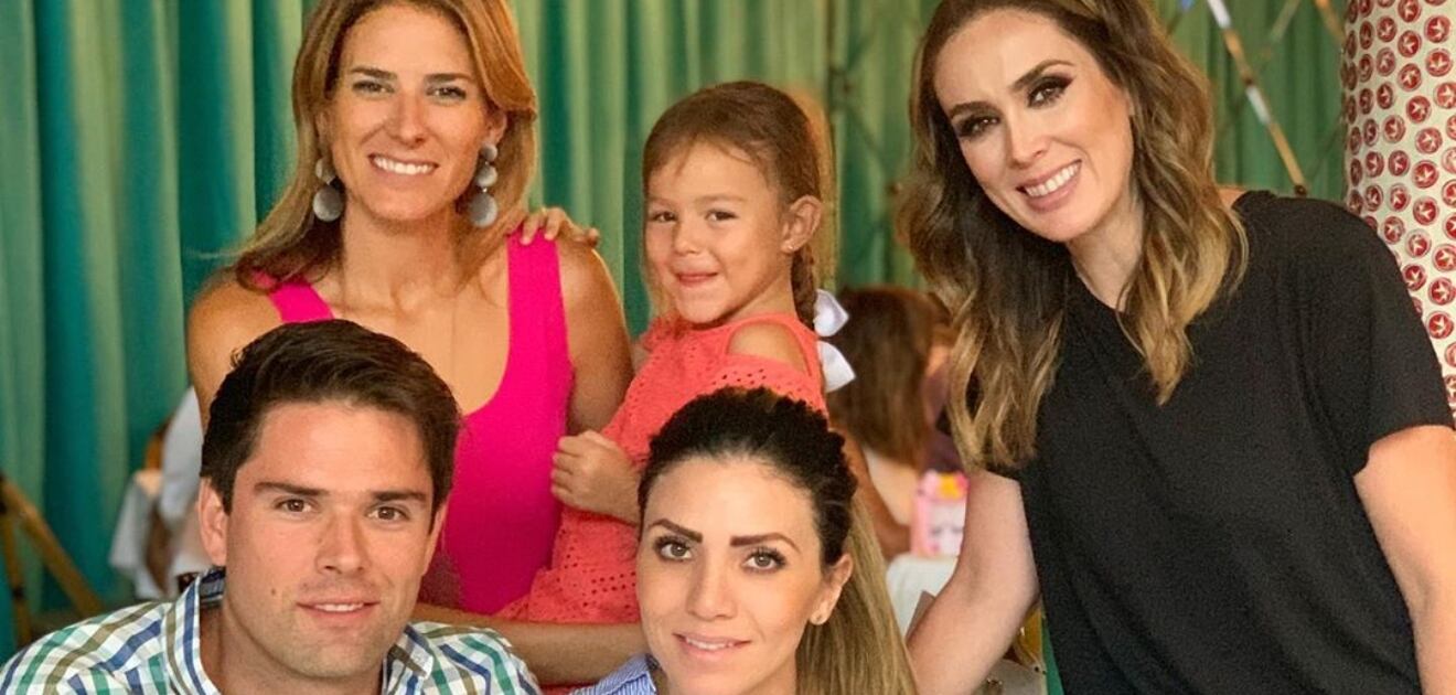 Jacky Bracamontes presume a su cuñada y sobrino