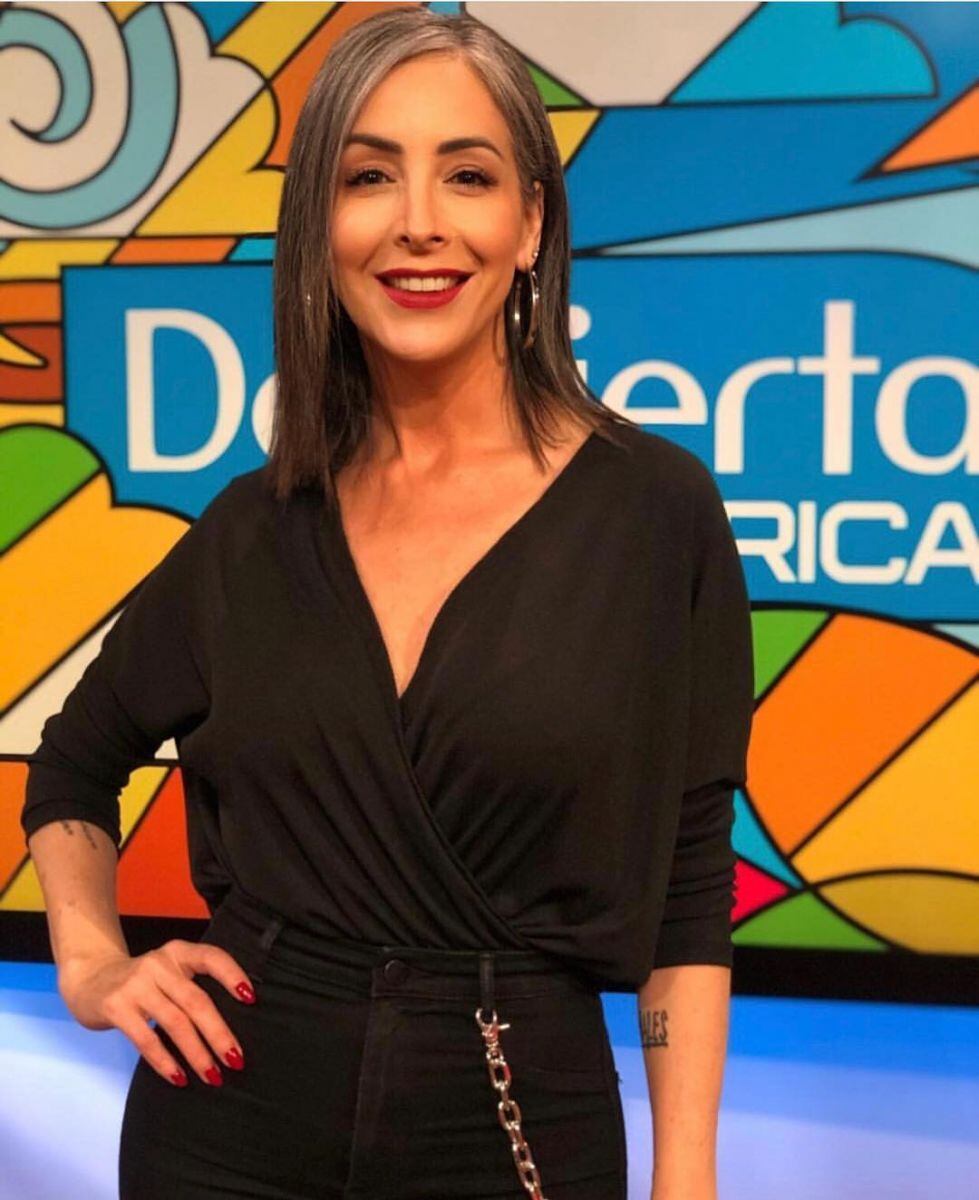 Mujeres famosas que presumen sus canas al mundo