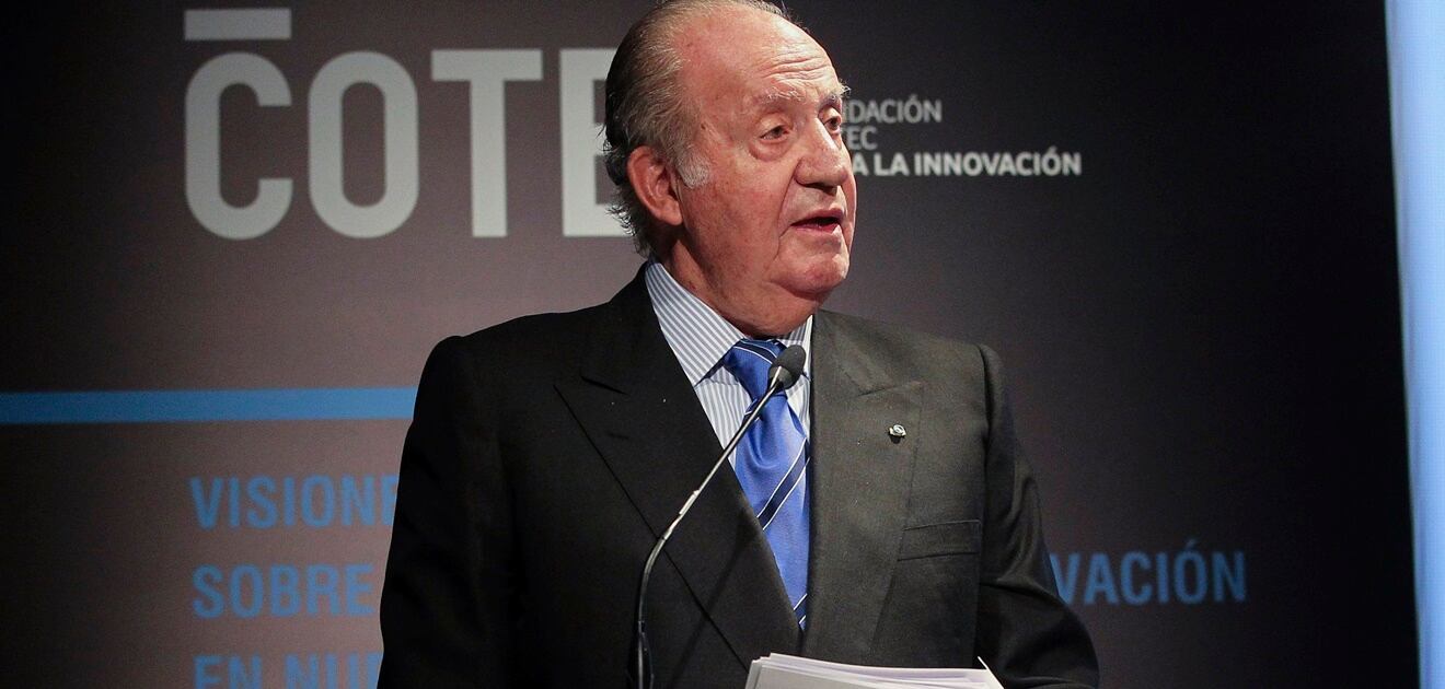 El rey Juan Carlos de España es intervenido una vez más, ahora del corazón