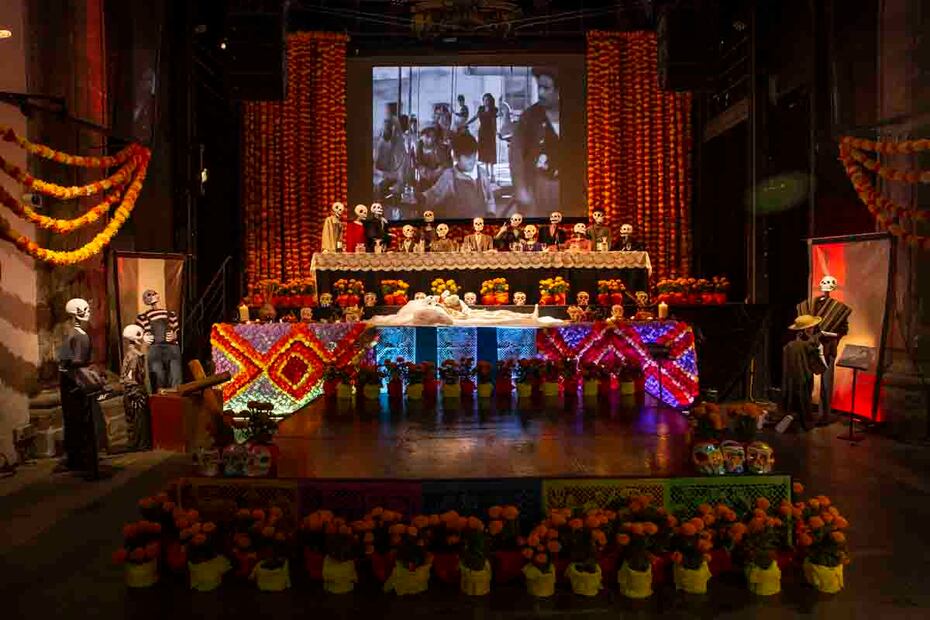 La ofrenda de este año, dedicada a Luis Buñuel. (Foto: Esteban Torreblanca)