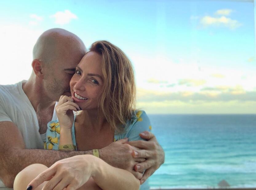 Romántica y feliz es como vive Érika Zaba el segundo trimestre de embarazo