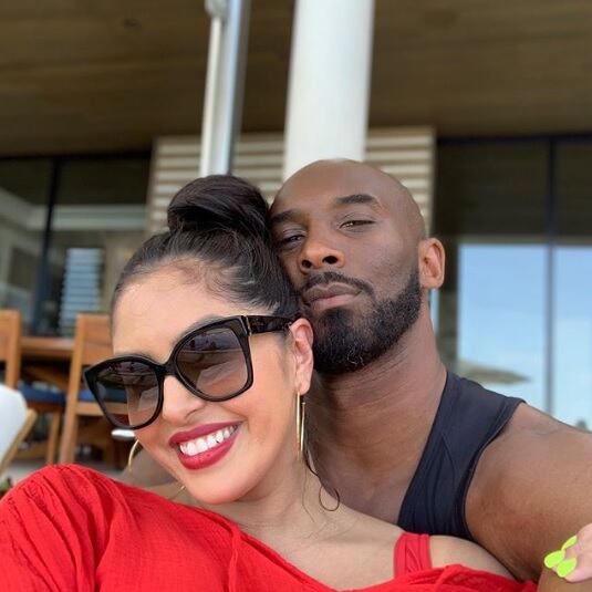 Vanessa Bryant rinde conmovedor homenaje a Kobe en su aniversario de boda