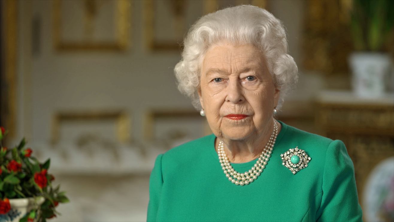 Aumentan rumores: la reina Isabel II estaría cerca de abdicar 