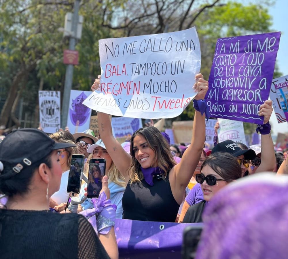 Alessandra Rojo de la Vega en la marcha del 8M 2026 / Foto: Elizabeth Cruz