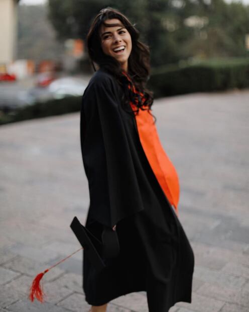 La felicitación de Enrique Peña Nieto a Paulina Peña por su graduación