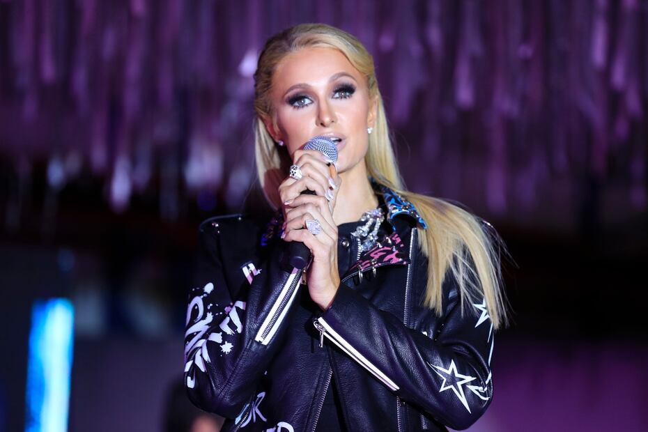 Paris Hilton denuncia que en su juventud sufrió abuso 
