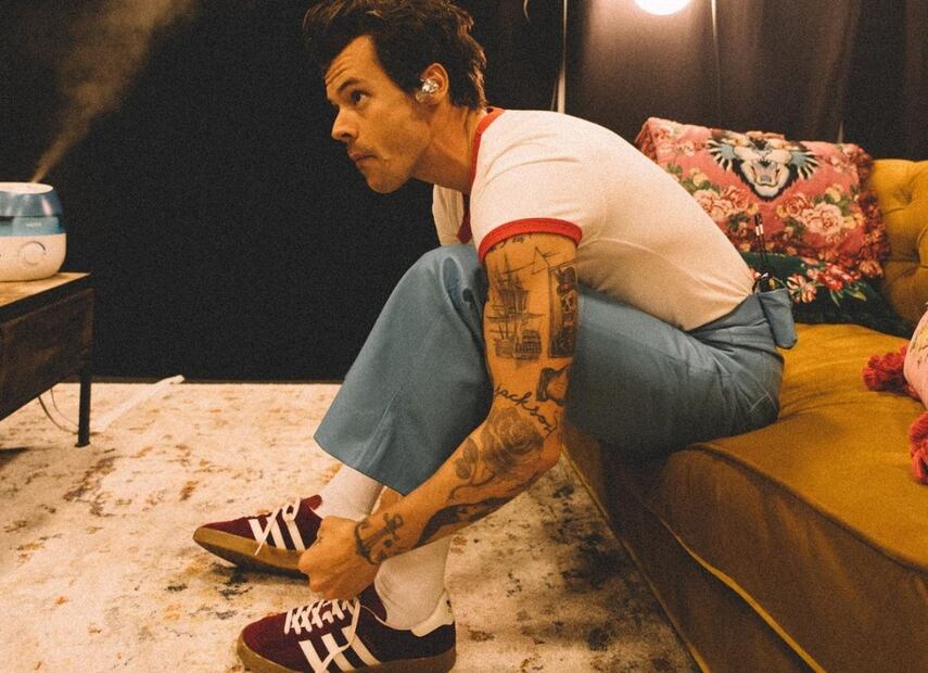 El cantante ha causado sorpresa en diferentes ocasiones gracias a sus atuendos / Foto: Instagram