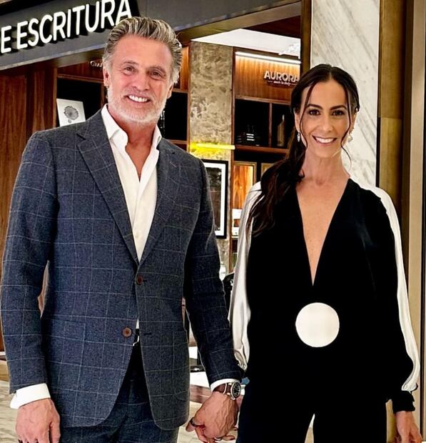 Juan Soler y Paulina Mercado / Instagram: @juansolervalls
