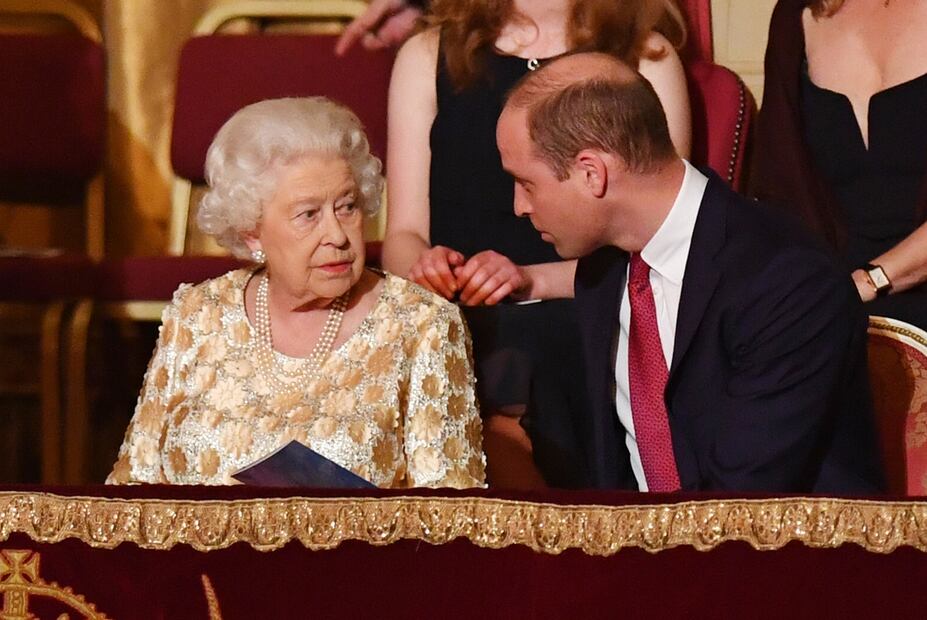 Ensayan protocolo en caso de muerte de la reina Isabel II