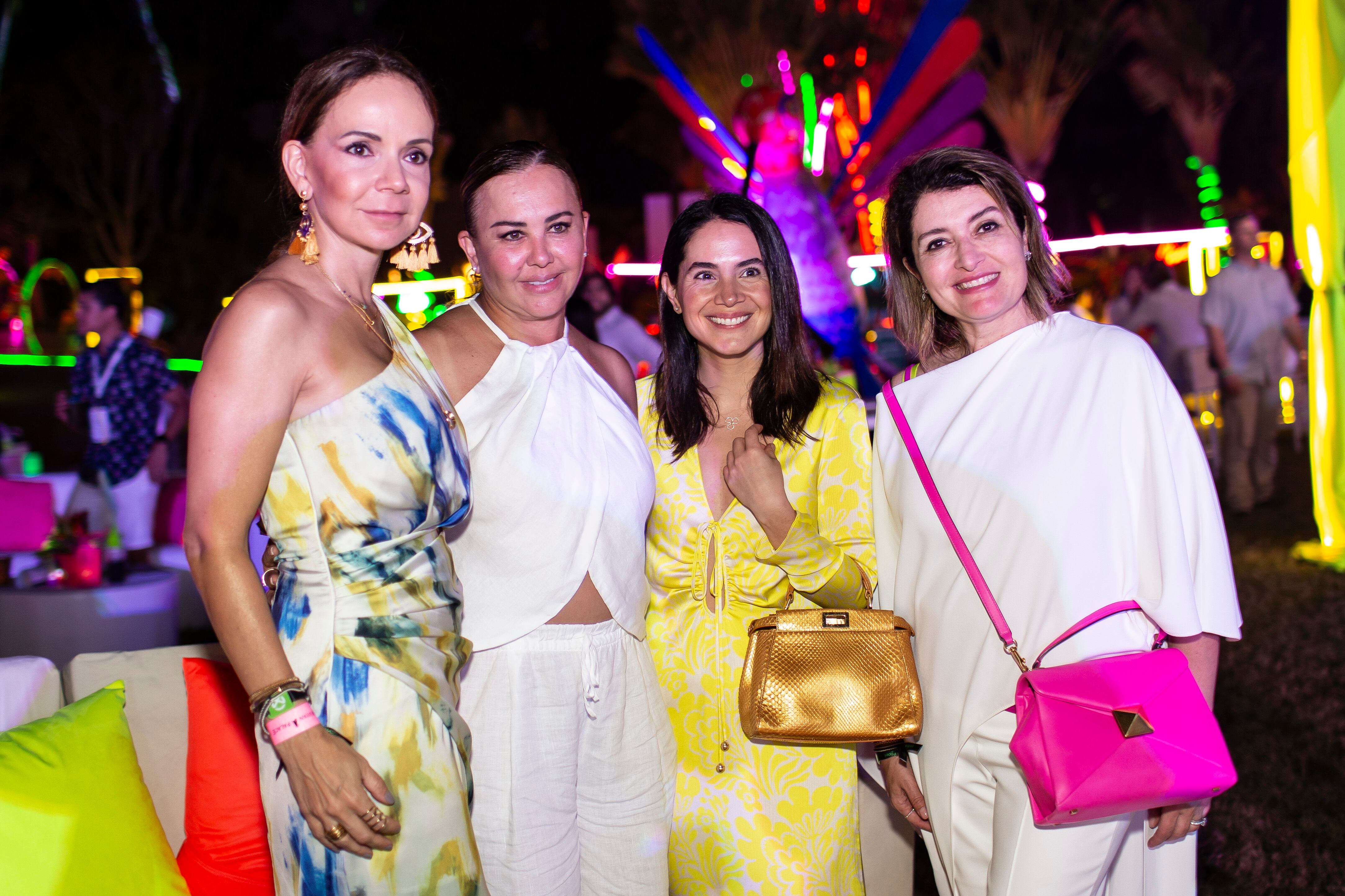Marian Álvarez, Paty Ríos, María Fernanda Castillo de Salinas y Paola Magaña. (Foto: Esteban Torreblanca)
