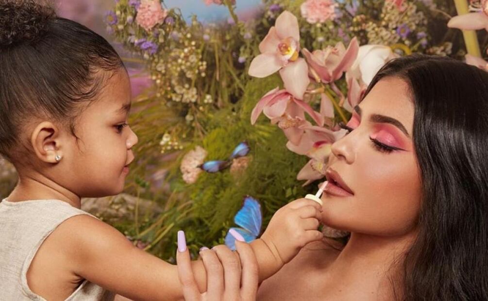 Kylie Jenner se defiende ante señalamientos que la acusan de mentir sobre su riqueza