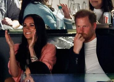 Meghan Markle aparece, con shorts y blazer, en un partido de los Lakers