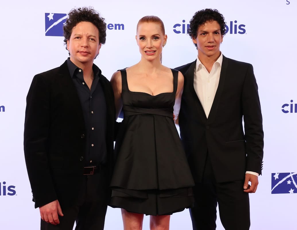 Michel Franco, Jessica Chastain e Isaac Hernández / Foto: EFE