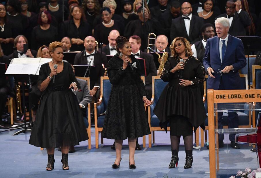 Ariana Grande canta en el funeral de Aretha Franklin en Detroit 