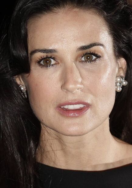 Demi Moore tuvo un aborto cuando estaba casada con Ashton Kutcher y más revelaciones en su próximo libro
